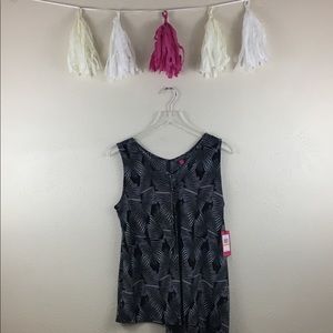 vince camuto • asymmetric sleeveless top size s